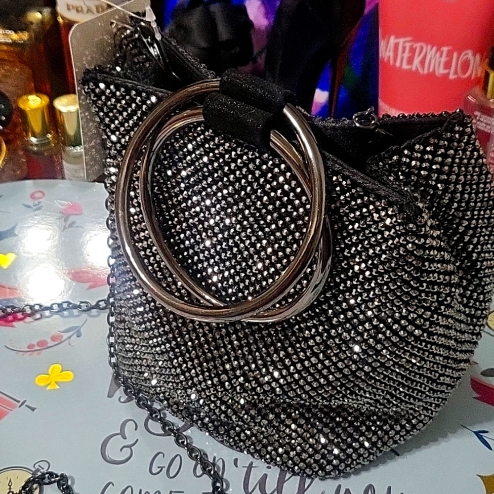 A elegant stylishly evening purse.